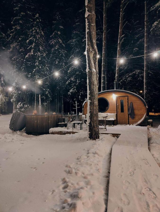 Saarjaerve Puhkemaja 16-Le 4 Magamistuba Villa Tromsi Exterior photo