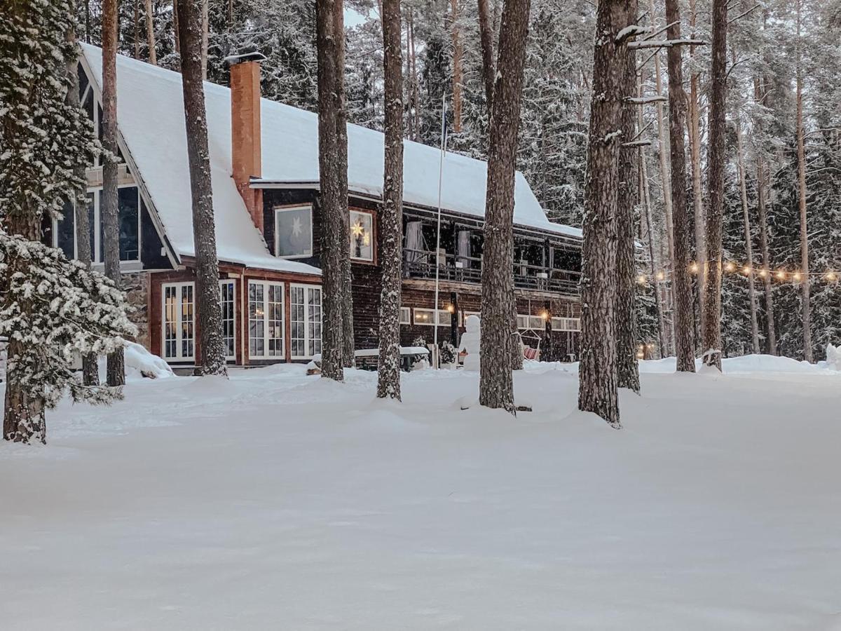Saarjaerve Puhkemaja 16-Le 4 Magamistuba Villa Tromsi Exterior photo